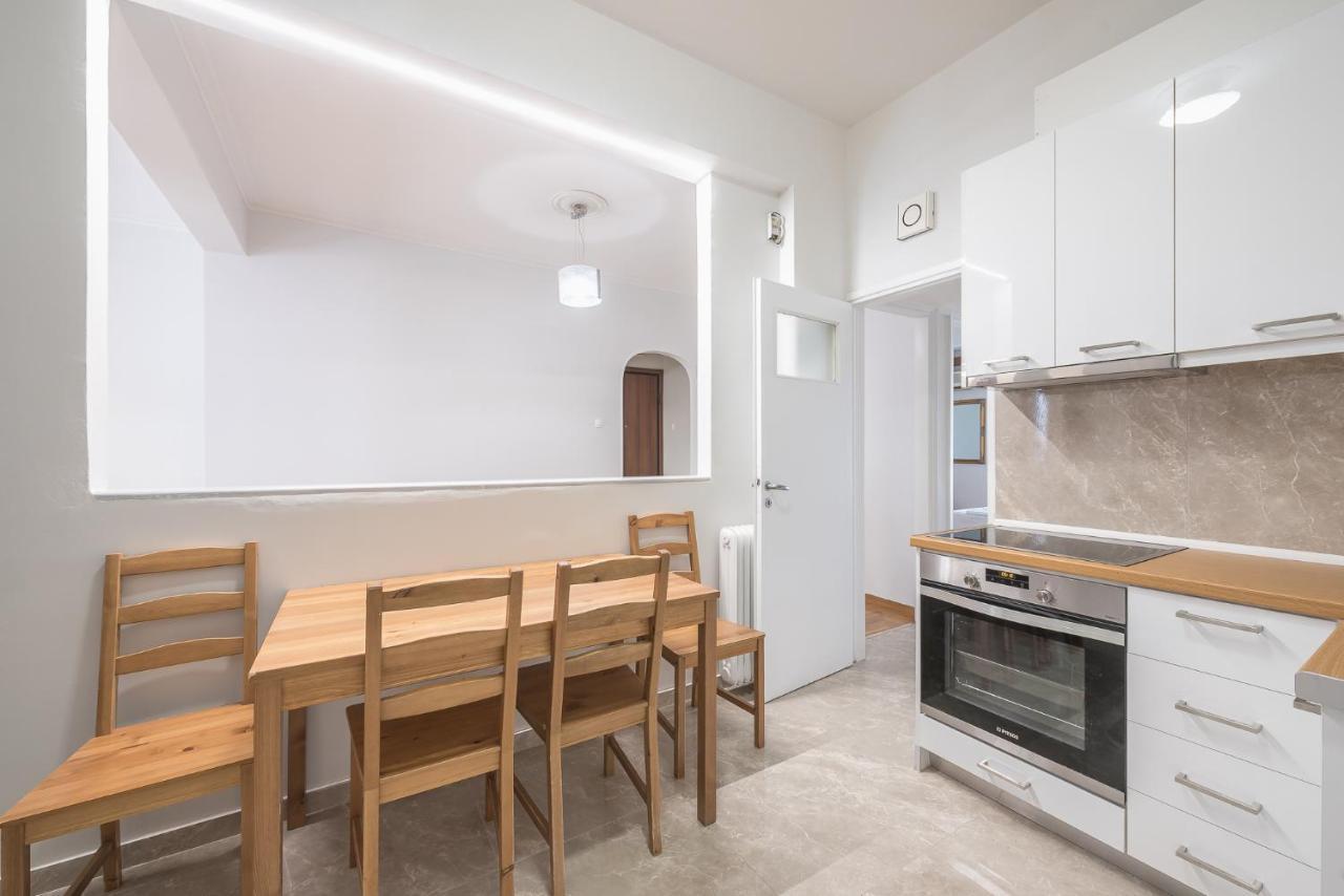 Victoria Best Apartments Athena Bagian luar foto